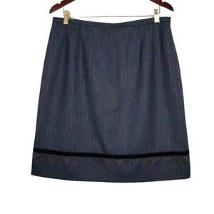 Benard Couture Women's Gray Skirt 100% wool fully lined  Size16